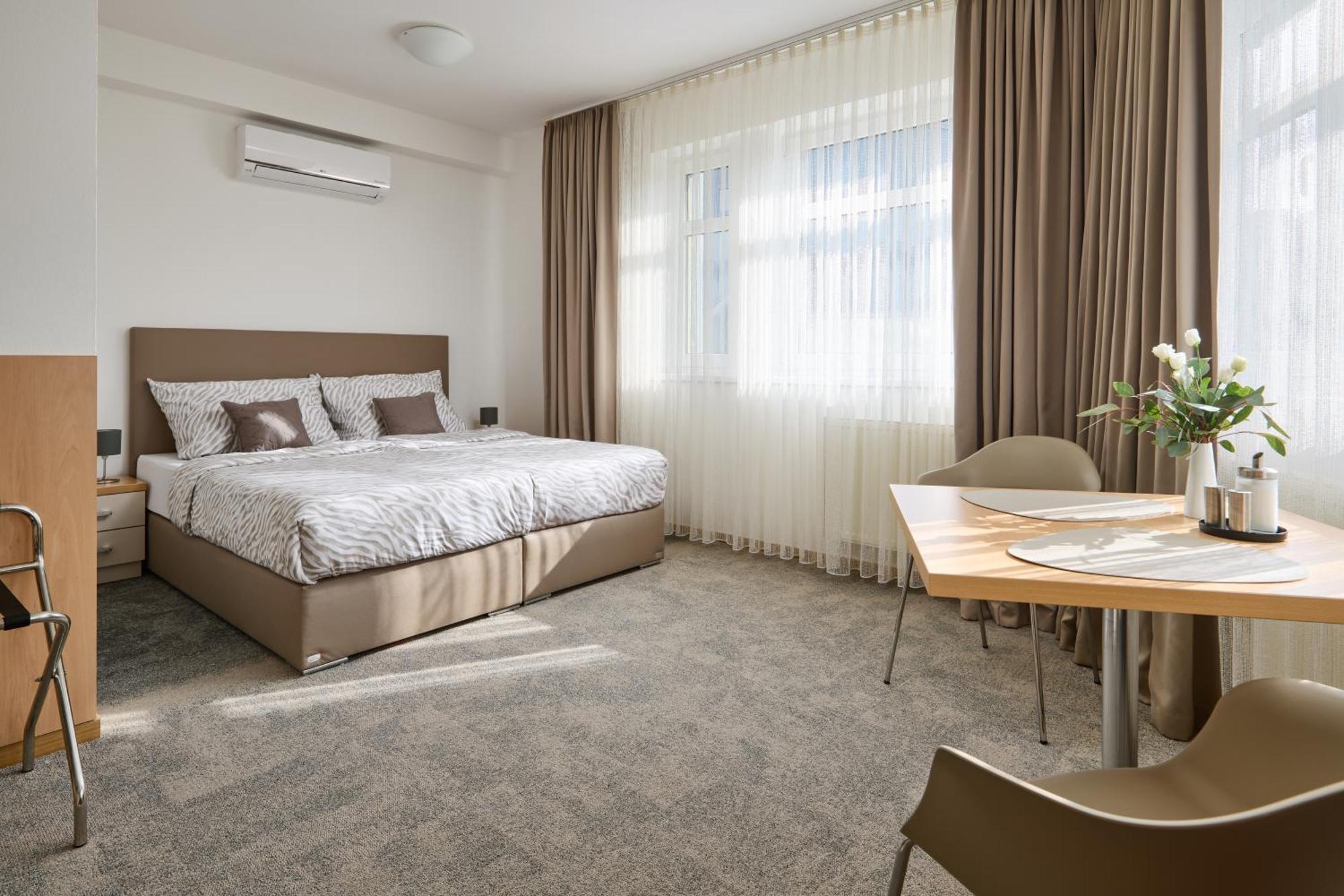 Hotel Osvit Mladá Boleslav Kültér fotó